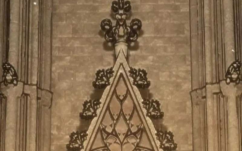 The Game’s Greatest Troll Chapter 100 Gambar 68